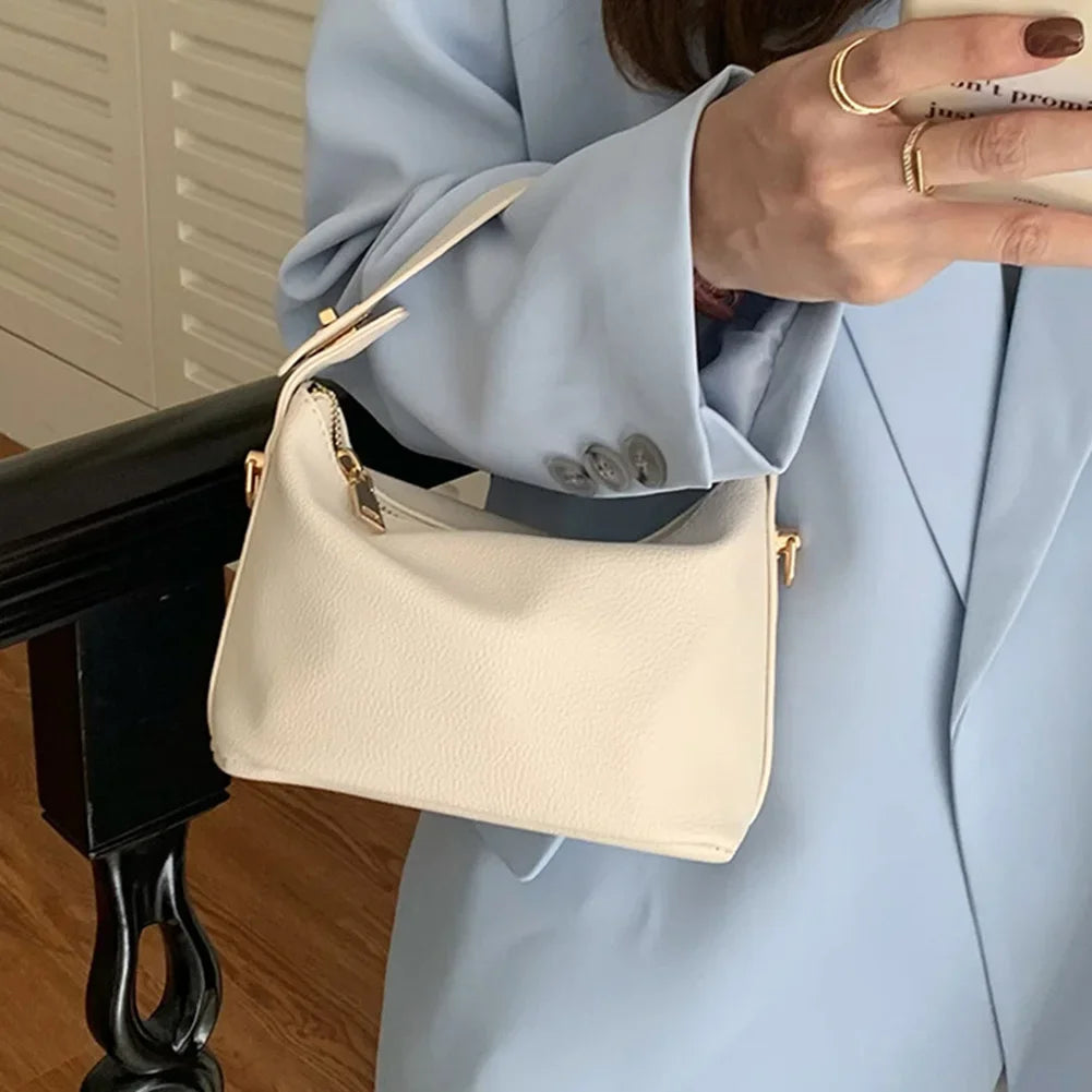 TrendTote Clutch