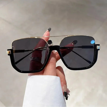 Stravé Eyewear